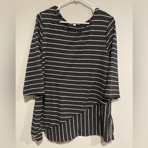 Women’s Green Envelope dark gray and white strip tunic. Handkerchief hem…